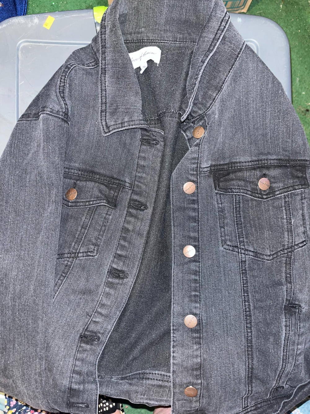 Women's Washed Charcoal Denim Jacket - Classic Button-Front